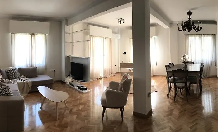 Apartment Near The Beach